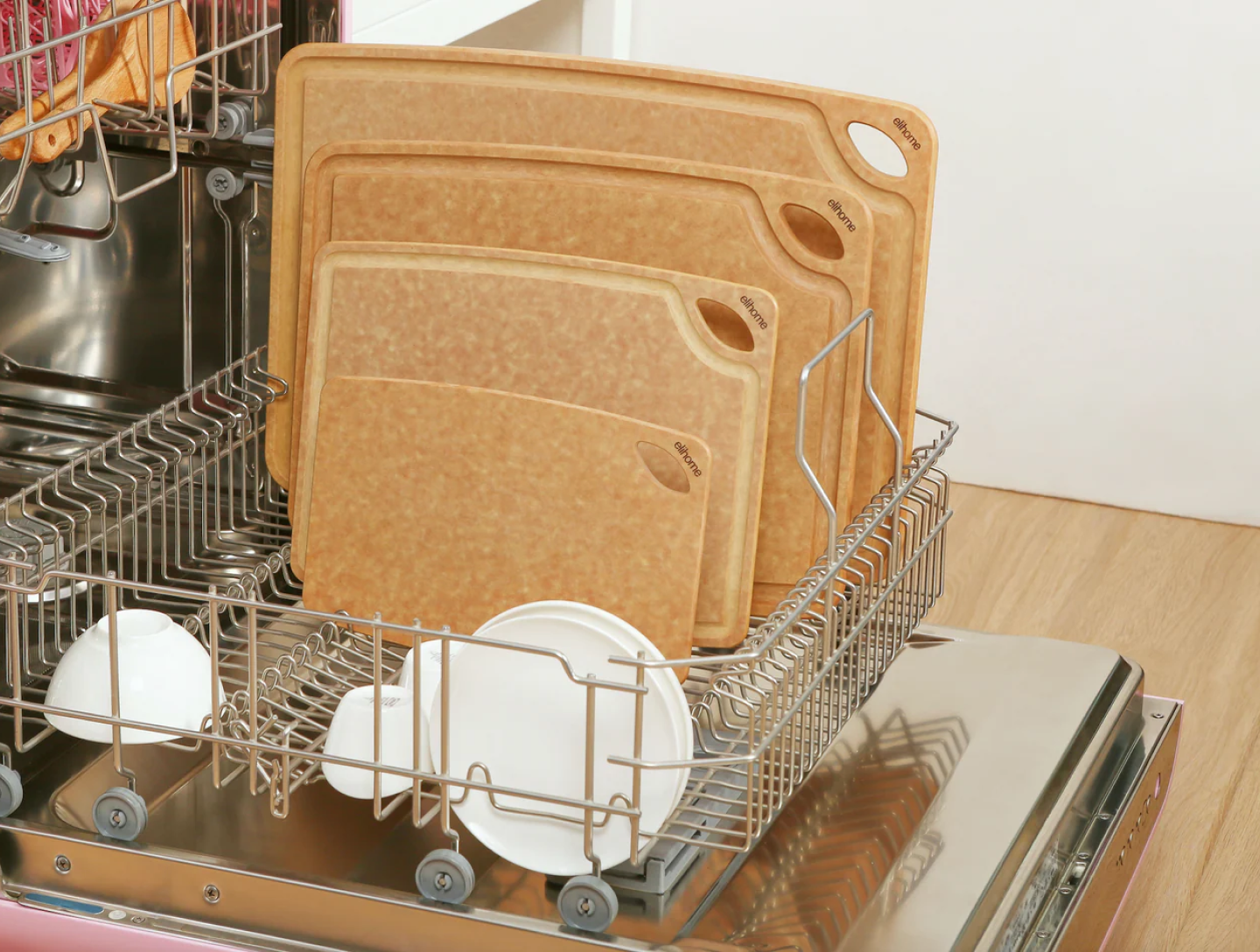 The 5 Safest Non-Toxic Cutting Boards That Are Dishwasher Safe (Ranked by Material)
